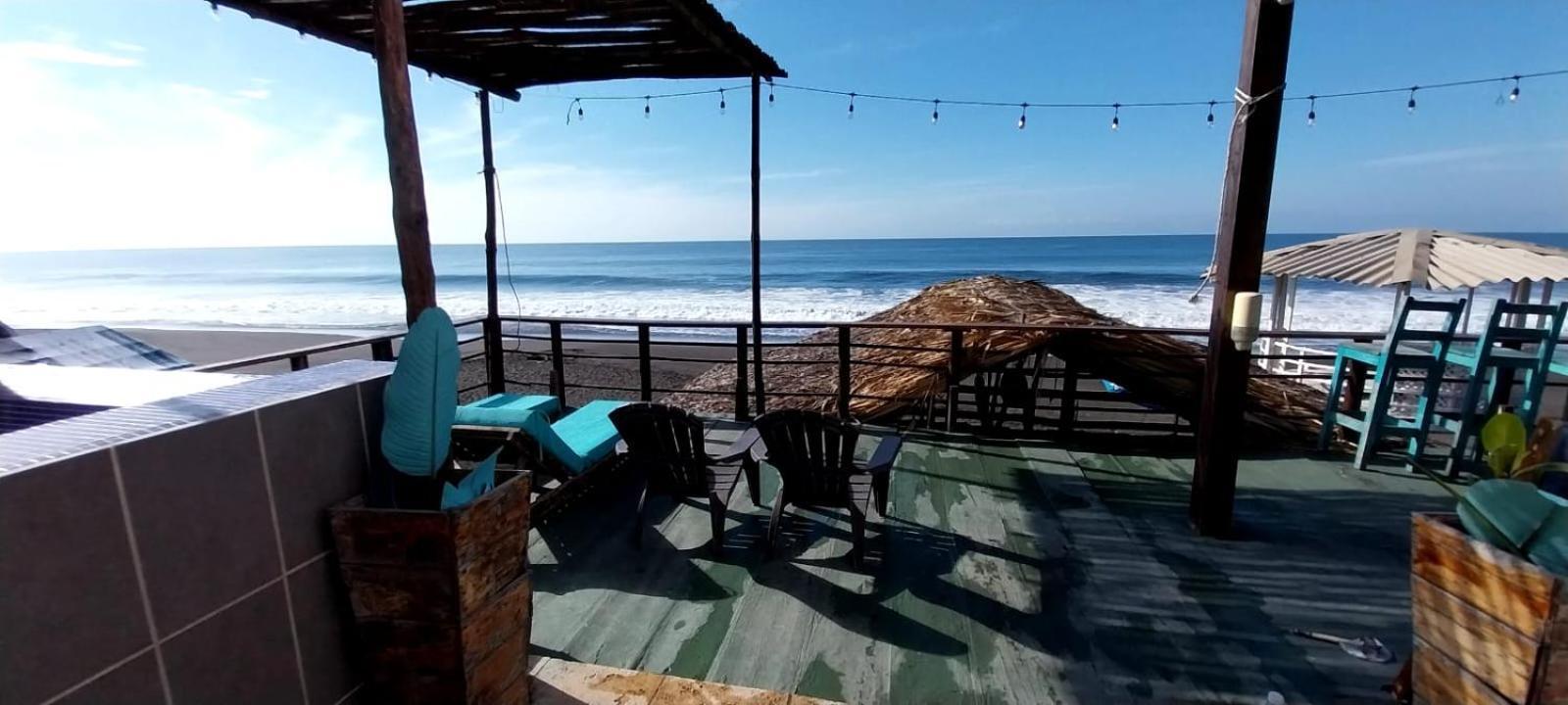 Black Sand Beachhouse 蒙特里科 外观 照片